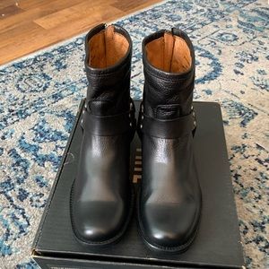 Frye Phillip Harness Short boot size 6 1/2 in black